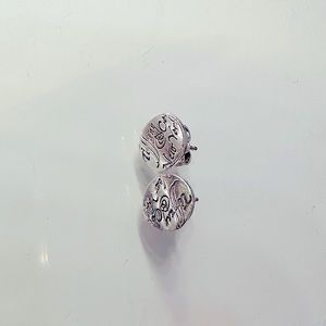 Tiffany & CO notes collection.